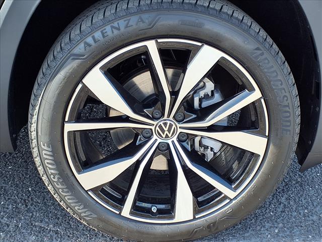 new 2026 Volkswagen Atlas Cross Sport car, priced at $53,988