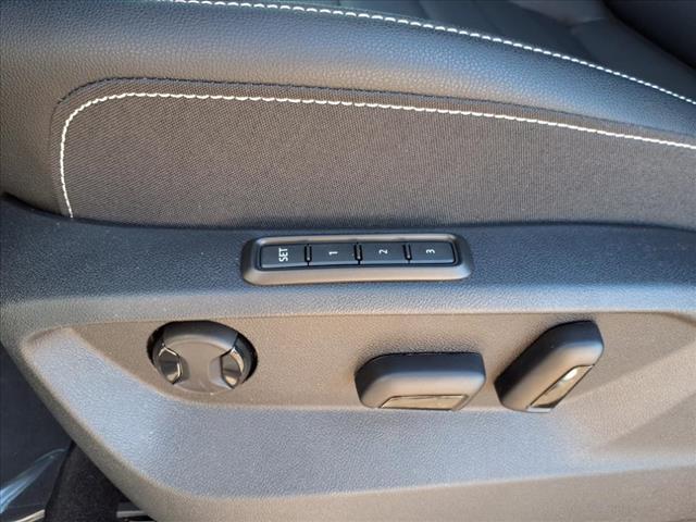 new 2025 Volkswagen Atlas Cross Sport car, priced at $47,306