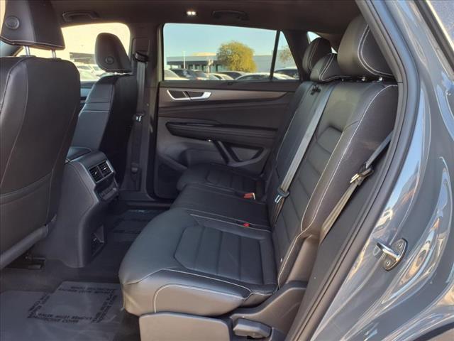 new 2025 Volkswagen Atlas Cross Sport car, priced at $47,306