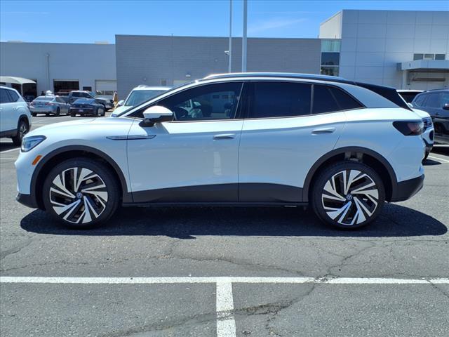 new 2025 Volkswagen ID.4 car, priced at $57,321