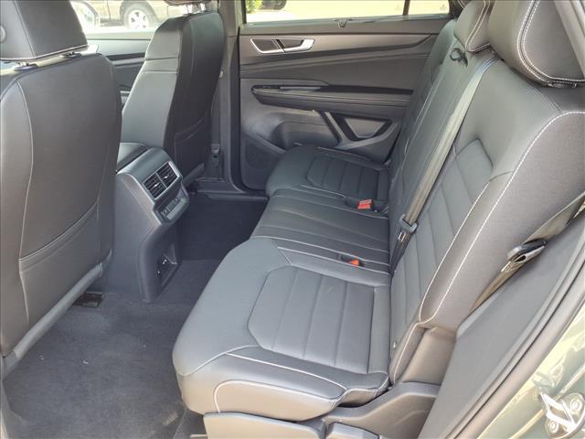 new 2026 Volkswagen Atlas Cross Sport car, priced at $49,116