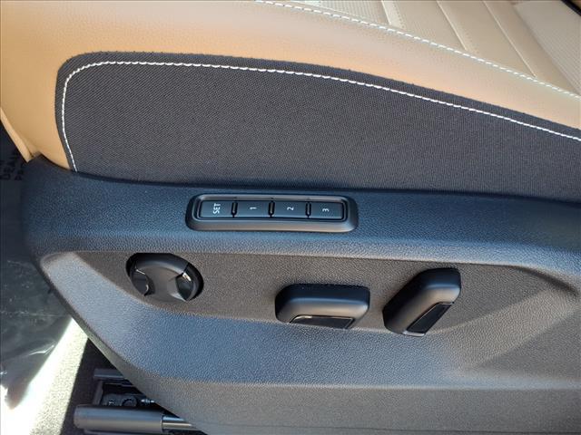 new 2026 Volkswagen Atlas Cross Sport car, priced at $48,978