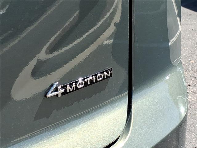 new 2026 Volkswagen Atlas Cross Sport car, priced at $48,978