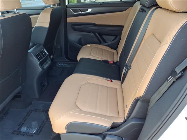 new 2026 Volkswagen Atlas Cross Sport car, priced at $51,876