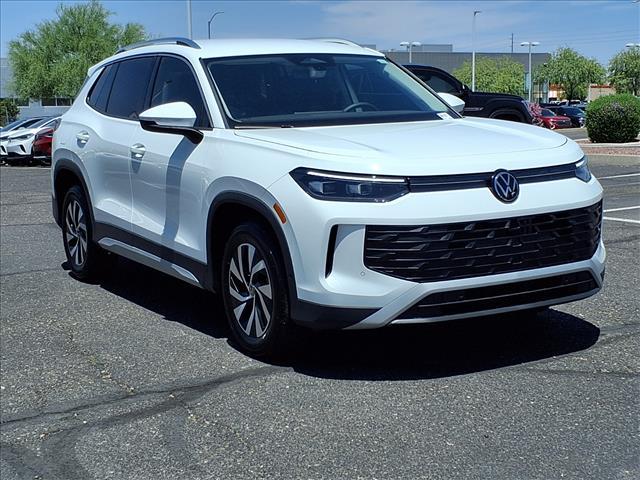 new 2026 Volkswagen Tiguan car, priced at $31,992