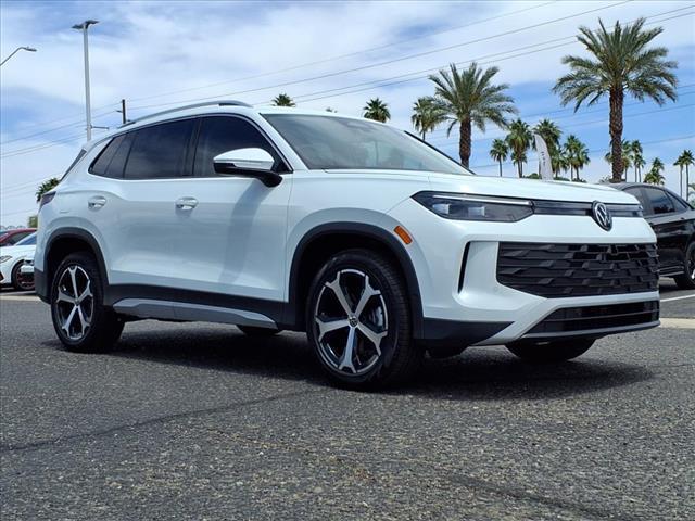 new 2025 Volkswagen Tiguan car, priced at $32,976