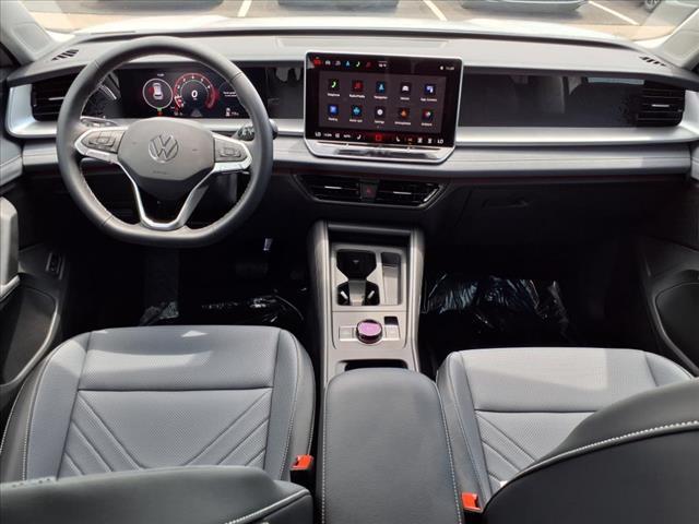 new 2025 Volkswagen Tiguan car, priced at $32,976