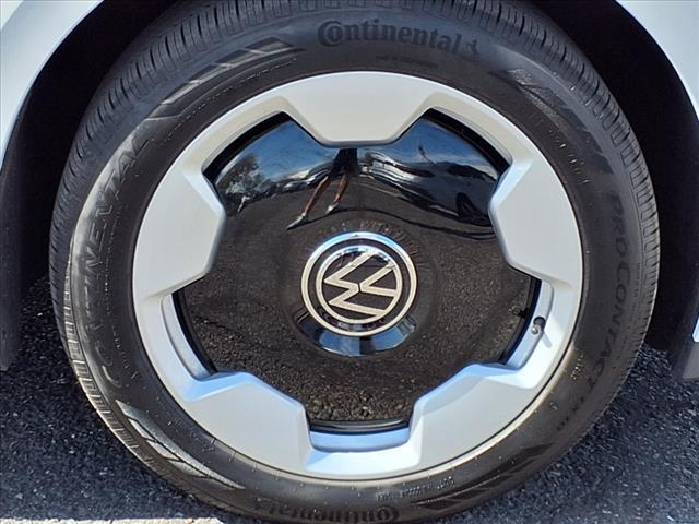new 2025 Volkswagen ID. Buzz car, priced at $62,918
