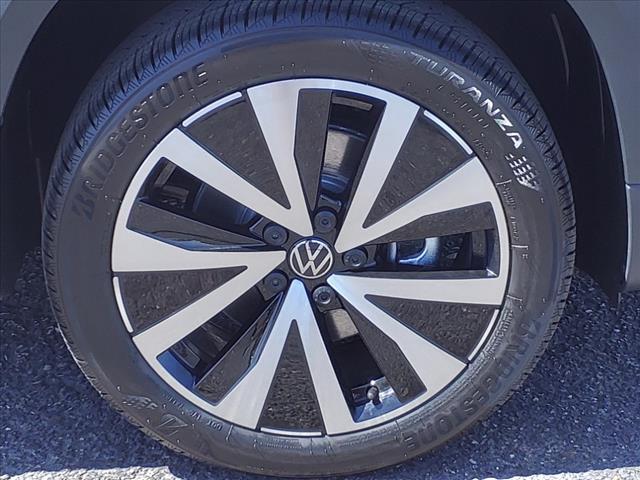 new 2024 Volkswagen Taos car, priced at $30,338