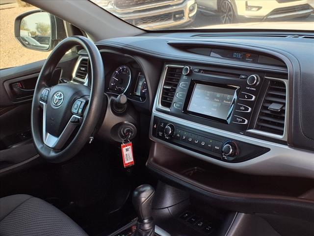 used 2019 Toyota Highlander car, priced at $25,999