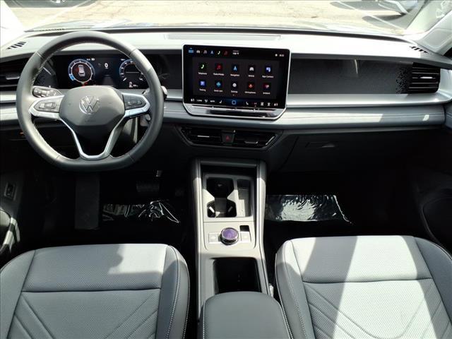 new 2025 Volkswagen Tiguan car, priced at $33,882