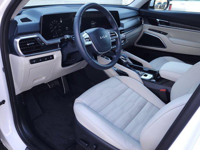 used 2024 Kia Telluride car, priced at $45,630