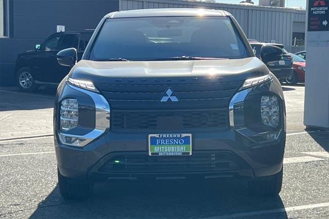 new 2024 Mitsubishi Outlander car, priced at $35,310