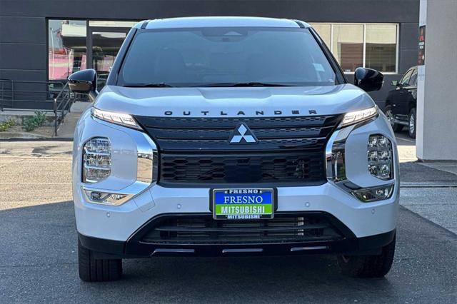 new 2024 Mitsubishi Outlander car, priced at $35,905