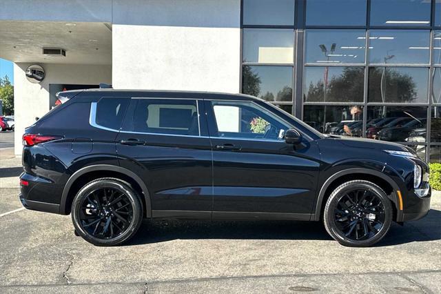 new 2024 Mitsubishi Outlander car, priced at $35,560