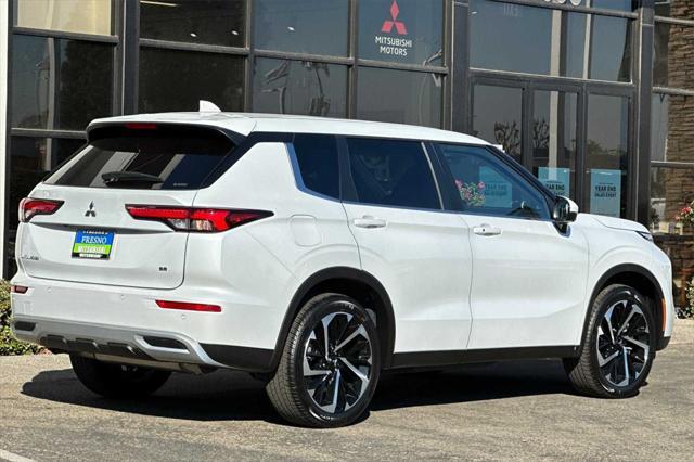 new 2024 Mitsubishi Outlander car, priced at $38,610