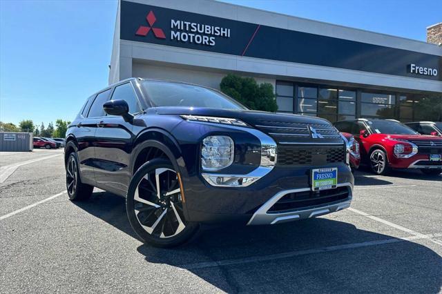 new 2024 Mitsubishi Outlander car, priced at $35,385