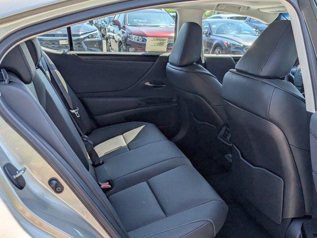new 2025 Lexus ES 300h car, priced at $49,719