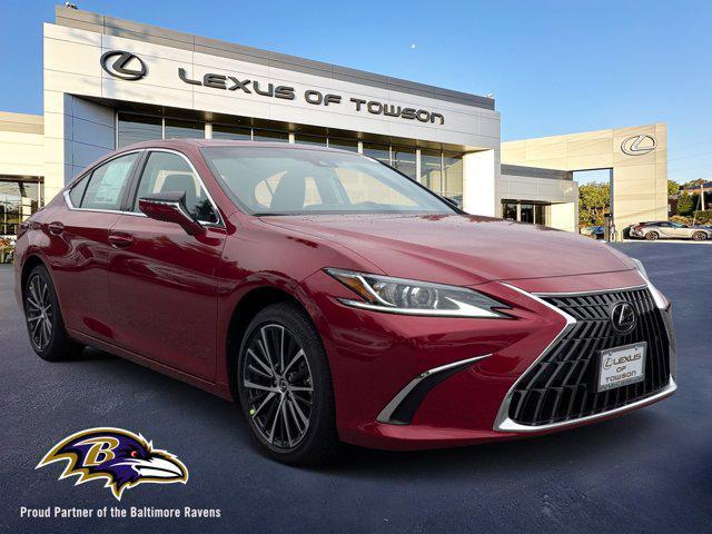 new 2025 Lexus ES 300h car, priced at $47,979