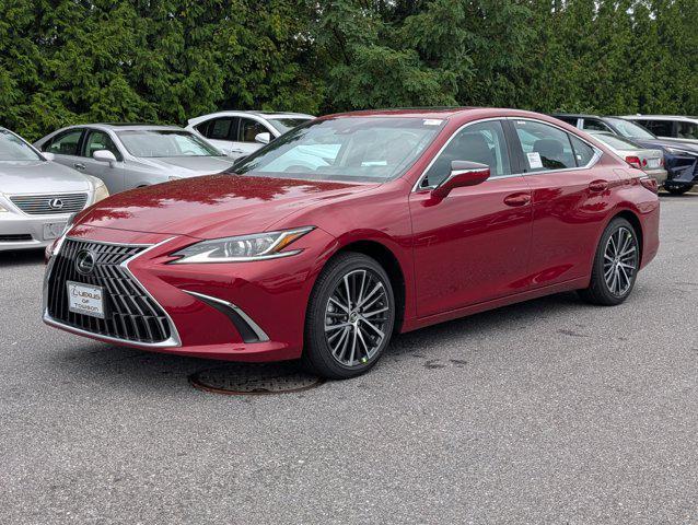 new 2025 Lexus ES 300h car, priced at $47,979