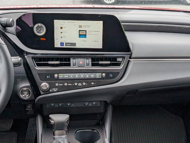 new 2025 Lexus ES 300h car, priced at $47,979