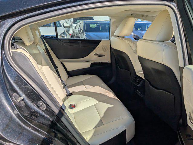 used 2022 Lexus ES 350 car, priced at $34,769