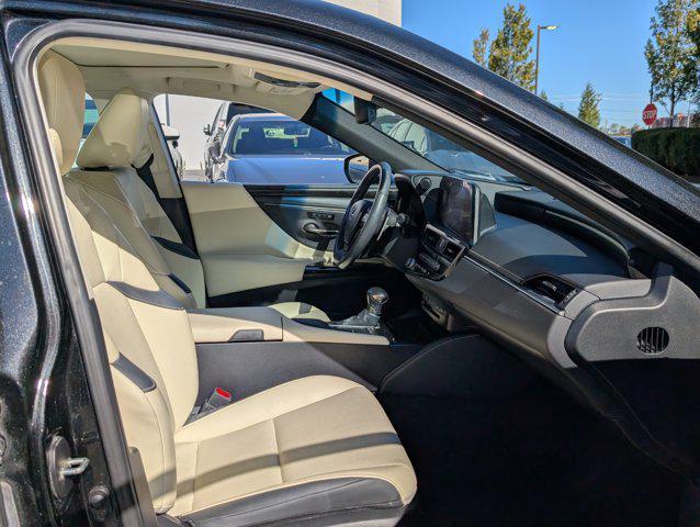 used 2022 Lexus ES 350 car, priced at $34,769