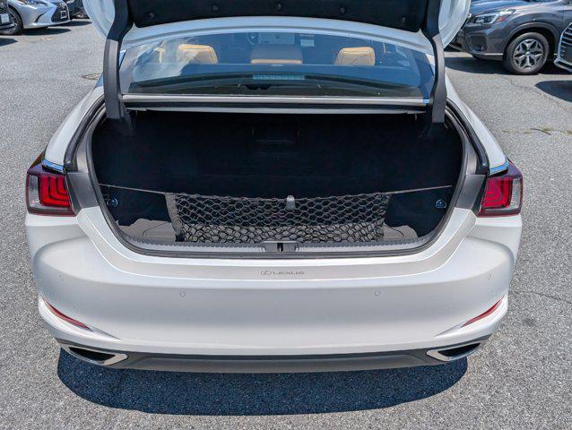 new 2025 Lexus ES 350 car, priced at $100