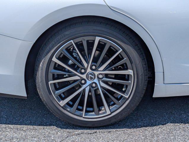new 2025 Lexus ES 350 car, priced at $100