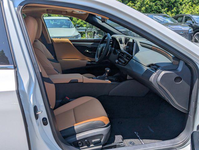 new 2025 Lexus ES 350 car, priced at $100