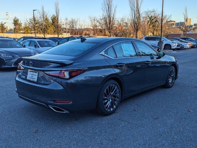 new 2025 Lexus ES 350 car, priced at $57,094