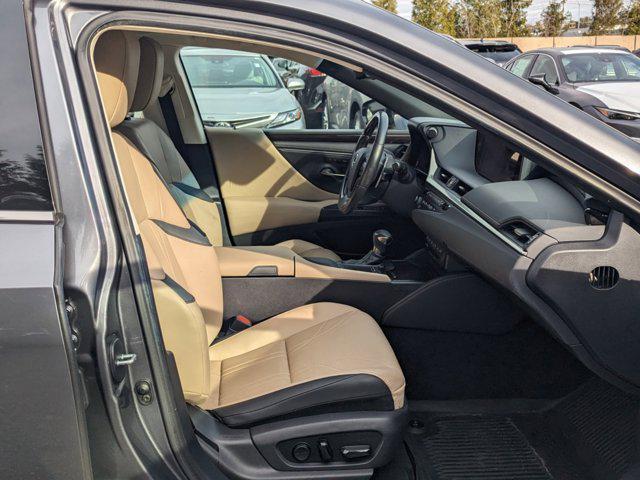 used 2020 Lexus ES 300h car, priced at $26,148