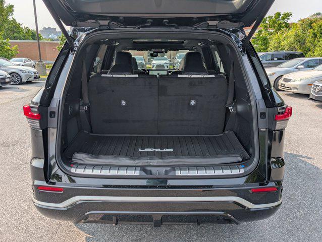 new 2025 Lexus TX 500h car