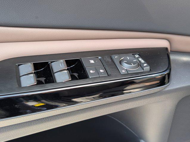 new 2025 Lexus ES 300h car, priced at $47,979