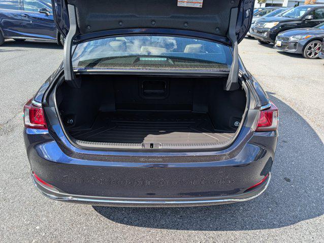 new 2025 Lexus ES 300h car, priced at $47,979