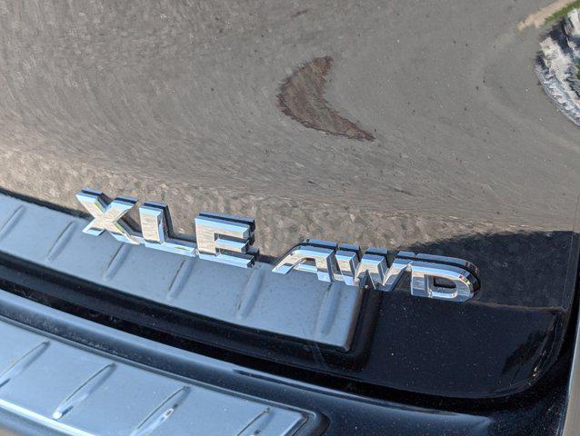 used 2019 Toyota Highlander car, priced at $26,794