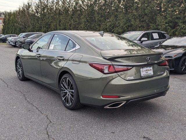 new 2025 Lexus ES 350 car, priced at $50,569