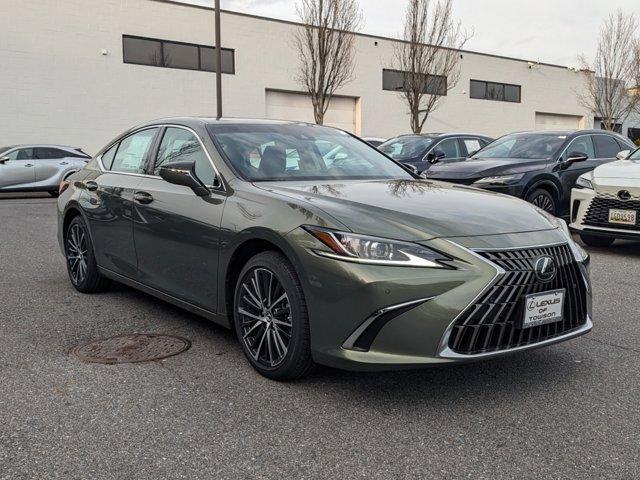 new 2025 Lexus ES 350 car, priced at $50,569