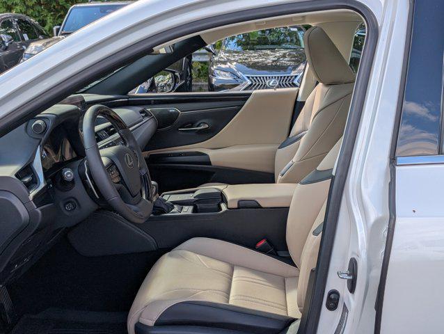 used 2021 Lexus ES 300h car, priced at $38,998