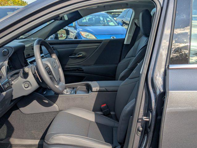 new 2025 Lexus ES 300h car, priced at $50,734