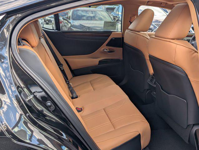 new 2025 Lexus ES 350 car, priced at $54,365