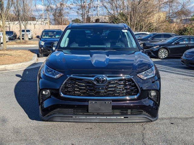 used 2022 Toyota Highlander car