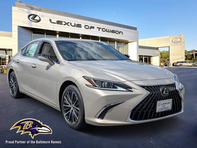 new 2025 Lexus ES 300h car, priced at $49,034