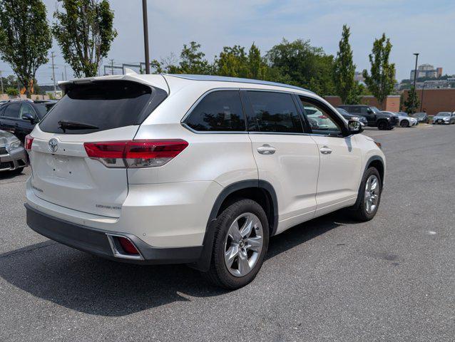 used 2019 Toyota Highlander car