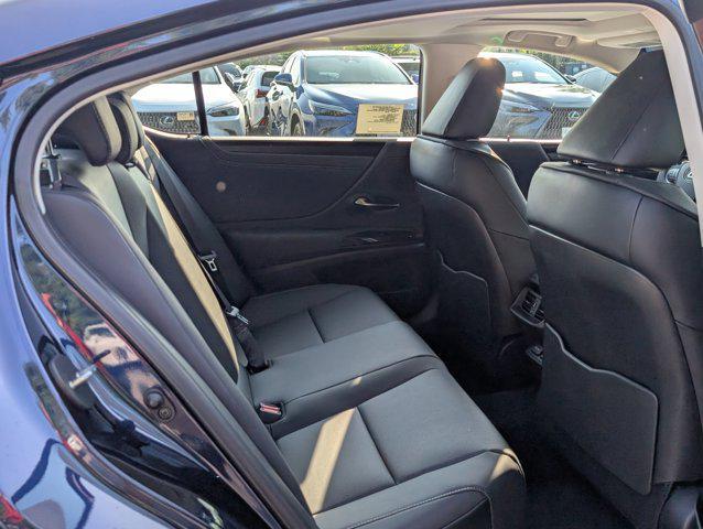 new 2025 Lexus ES 350 car, priced at $48,714