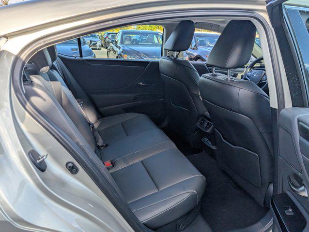 used 2024 Lexus ES 300h car, priced at $42,000