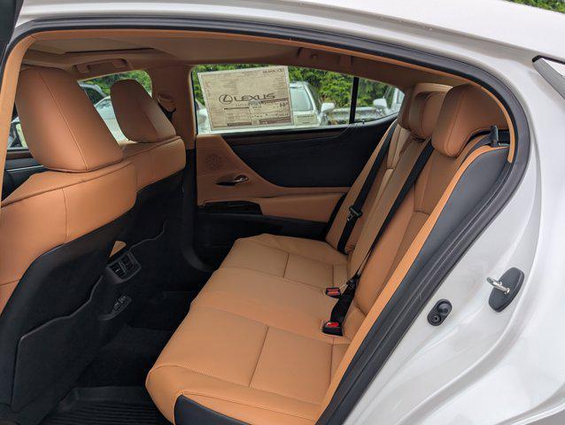 new 2025 Lexus ES 300h car, priced at $48,929