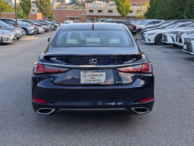 new 2025 Lexus ES 350 car, priced at $55,200