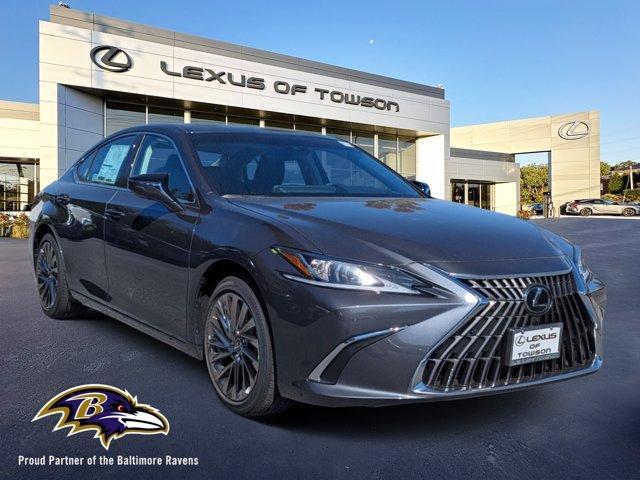 new 2025 Lexus ES 300h car, priced at $52,338