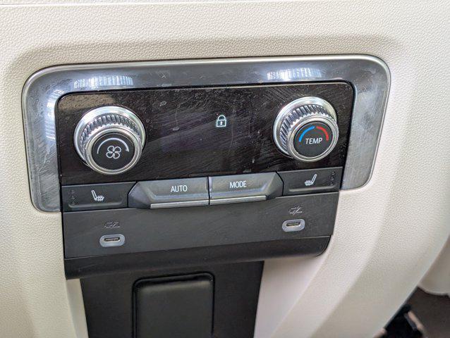 used 2022 GMC Yukon car, priced at $61,000